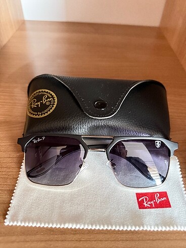 Rayban güneş gözlüğü