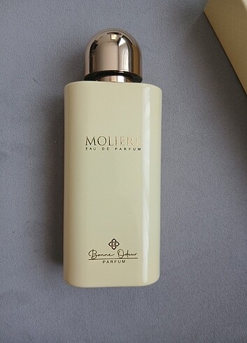 Beden MOLIERE EAU DE PARFÜM ORJİNAL KULLANILMAFI İNTERNET FİYATI 12.00