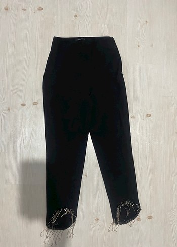 s Beden Pul İşlemeli Siyah Midi Denim Pantolon