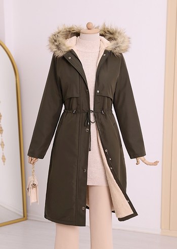 Sokak Stili Uzun Kürklü Kadın Kaban - Görsel 2