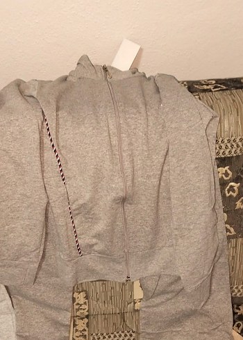 Kız Çocuk Gri Fermuarlı Eşofman Takımı erkekte mevcut - Görsel 4