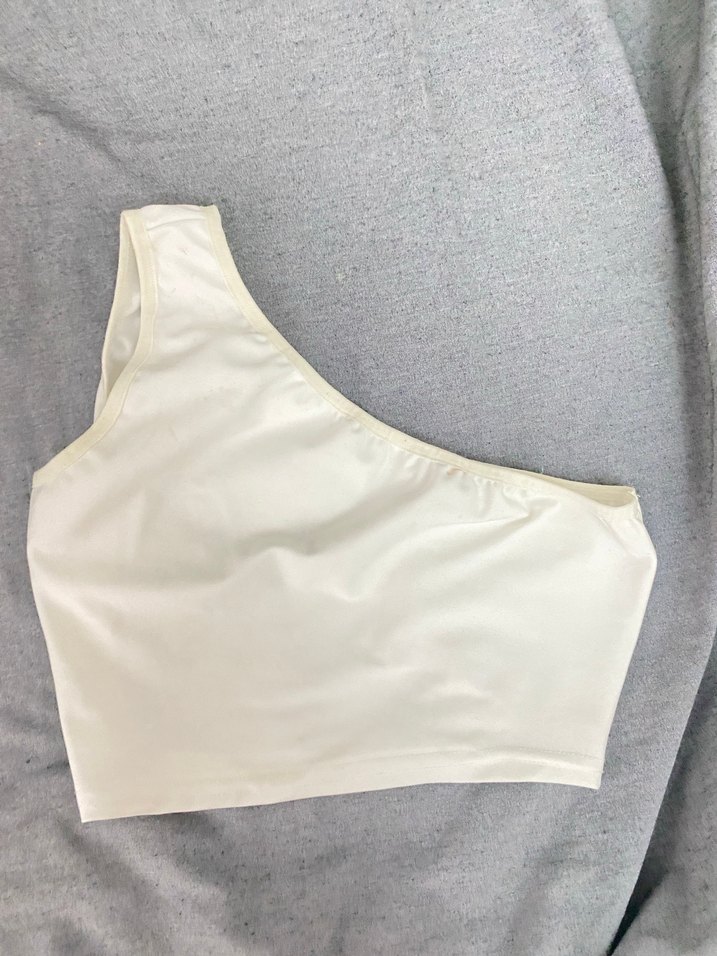 Beyaz Asimetrik Spor Sütyen crop - Görsel 2