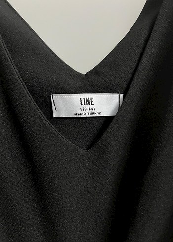 Uzun Siyah Elbisesi - Görsel 3