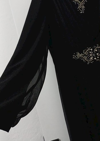 Siyah Uzun V Yaka Gotik Elbise 1 kere giyildi - Görsel 2