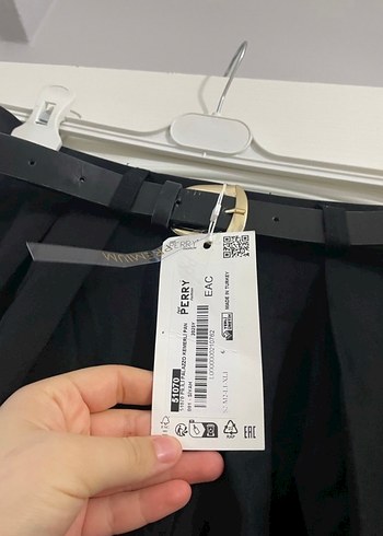 Siyah Kemerli Salaş Kadın Kumaş Pantolon - Görsel 4