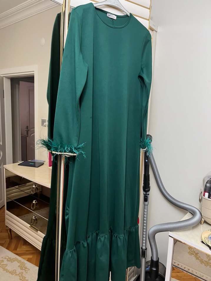 Yeşil Püsküllü Uzun Kollu Salaş Elbise - Görsel 2