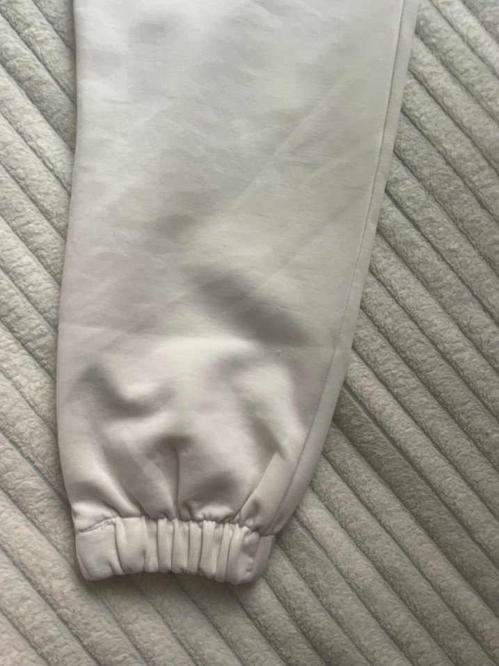 Beyaz Kadın Piliseli Jogger Eşofman Altı - Görsel 3