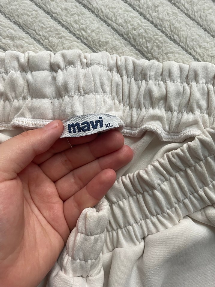 Beyaz Kadın Piliseli Jogger Eşofman Altı - Görsel 4