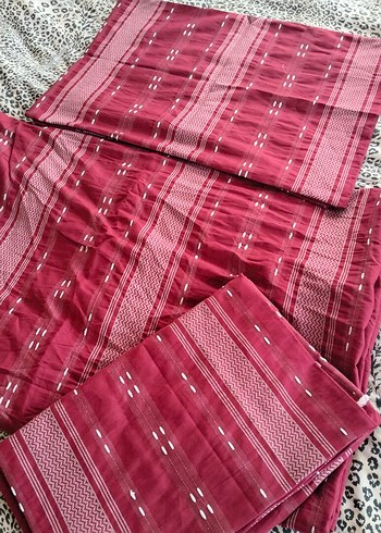 Bordo Batik Desenli Nevresim Takımı - Görsel 3