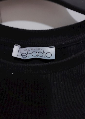 Defacto siyah yanlardan bağcıklı crop - Görsel 2