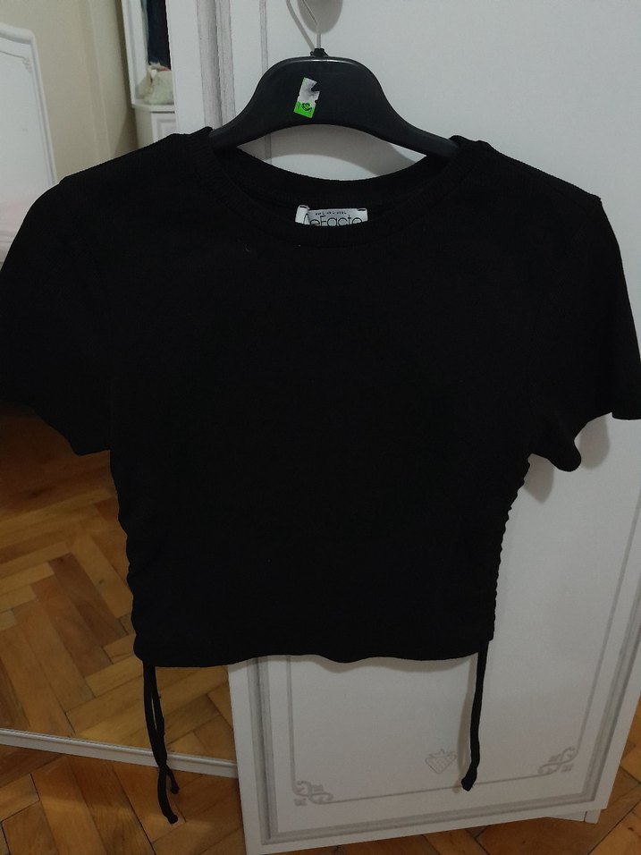 Defacto siyah yanlardan bağcıklı crop - Görsel 3