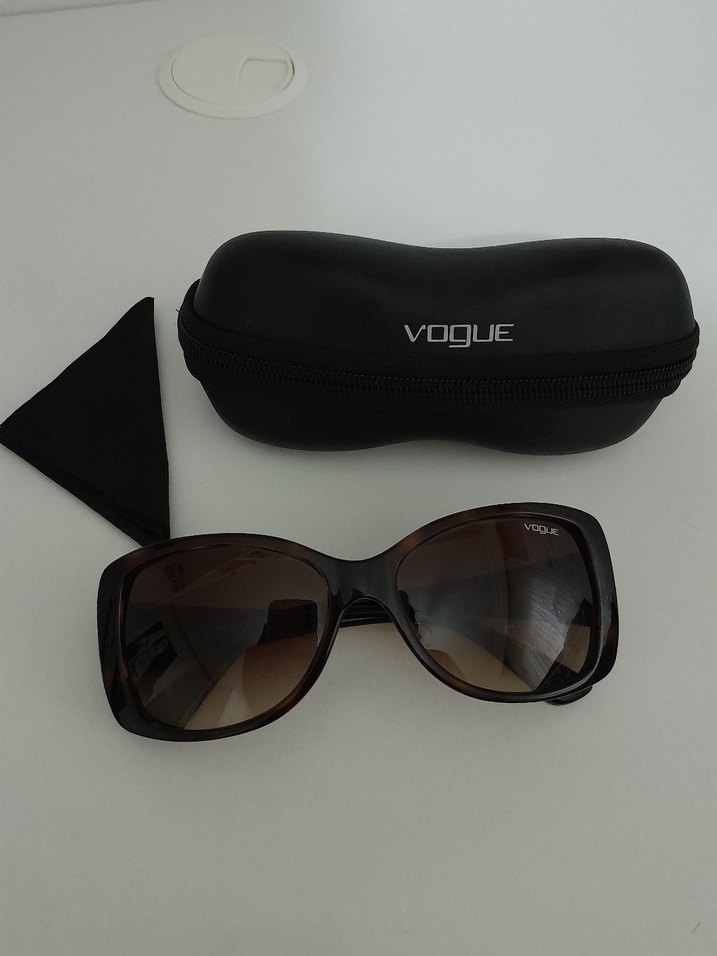 Vogue Kadın Güneş Gözlüğü - Görsel 4