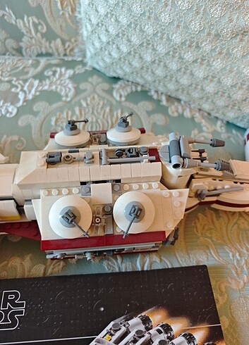 Diğer Lego 75244