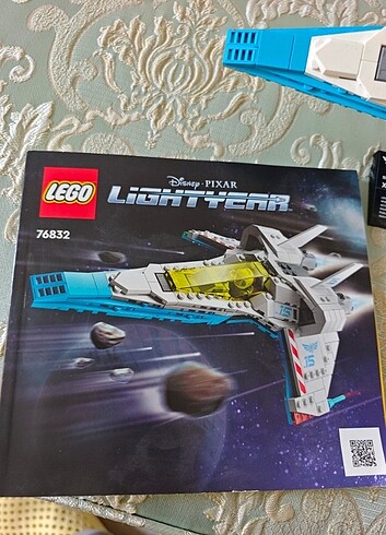 Diğer Lego 76832
