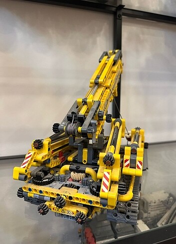 Beden Renk Lego 42097