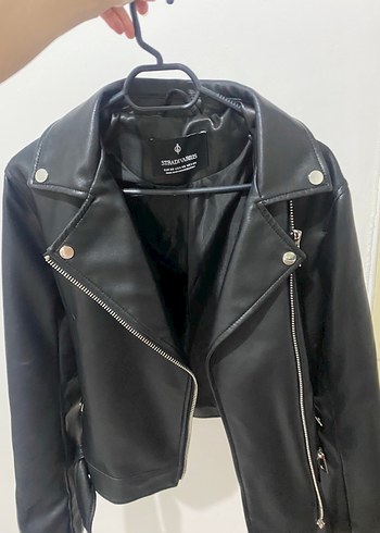 Kadın Siyah Parlak Deri Biker Ceket