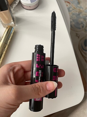 Beden maybeline firework maskara