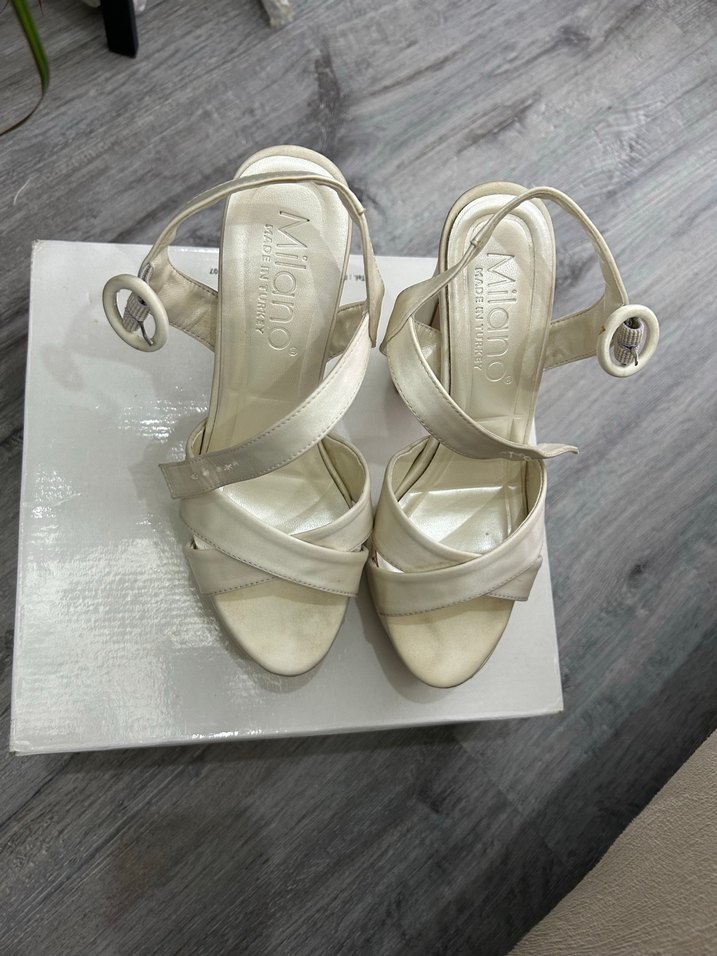 Beyaz Parlak Platform Topuklu Gelin Ayakkabısı - Görsel 3