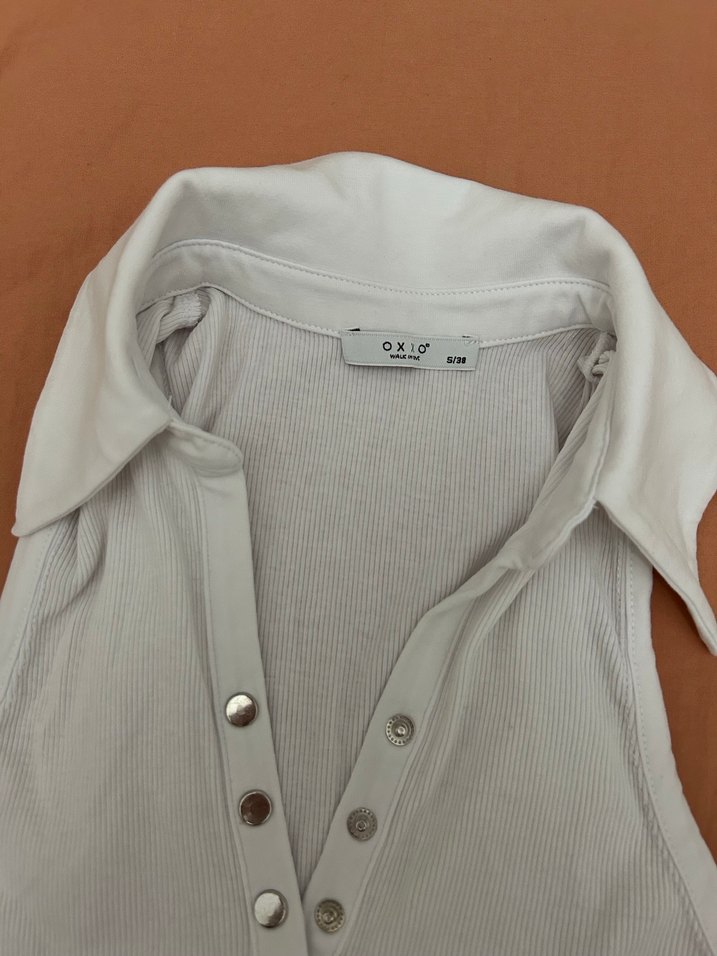 Düğmeli Beyaz Kolsuz Keten Yelek - Görsel 2