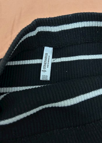 Çizgili Siyah Pilili Uzun Etek - Görsel 3