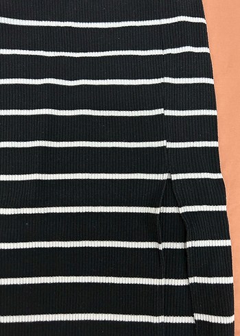 Çizgili Siyah Pilili Uzun Etek - Görsel 2