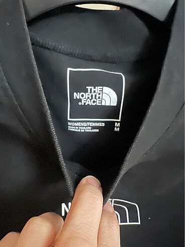 m Beden siyah Renk Fırsat ürünü.The North Face Tişört