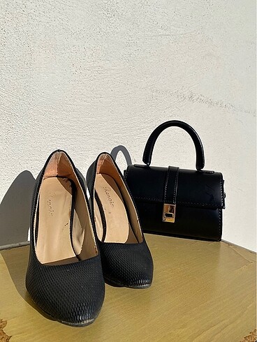 Stiletto topuklu ayakkabı