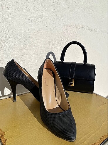 Diğer Stiletto topuklu ayakkabı