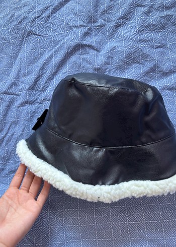 Deri Kadın Şapka, Kürklü Kenar - Görsel 3