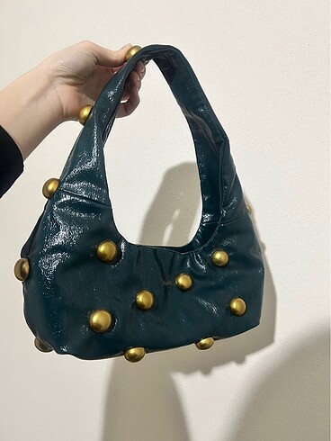 ZARA SÜSLÜ ÇANTA