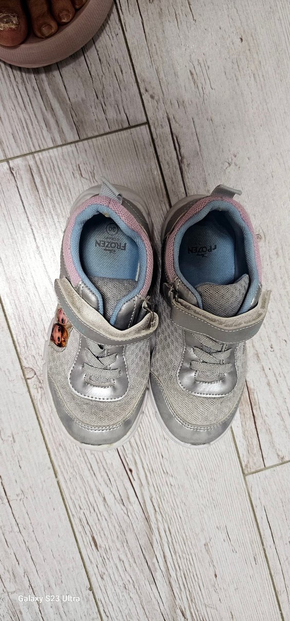 Kız Çocuk Gri Baskılı Cırtlı Spor Ayakkabı - Görsel 5