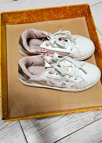 Beyaz Desenli Kız Çocuk Spor Ayakkabı - Görsel 3