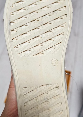 Beyaz Desenli Kız Çocuk Spor Ayakkabı - Görsel 4