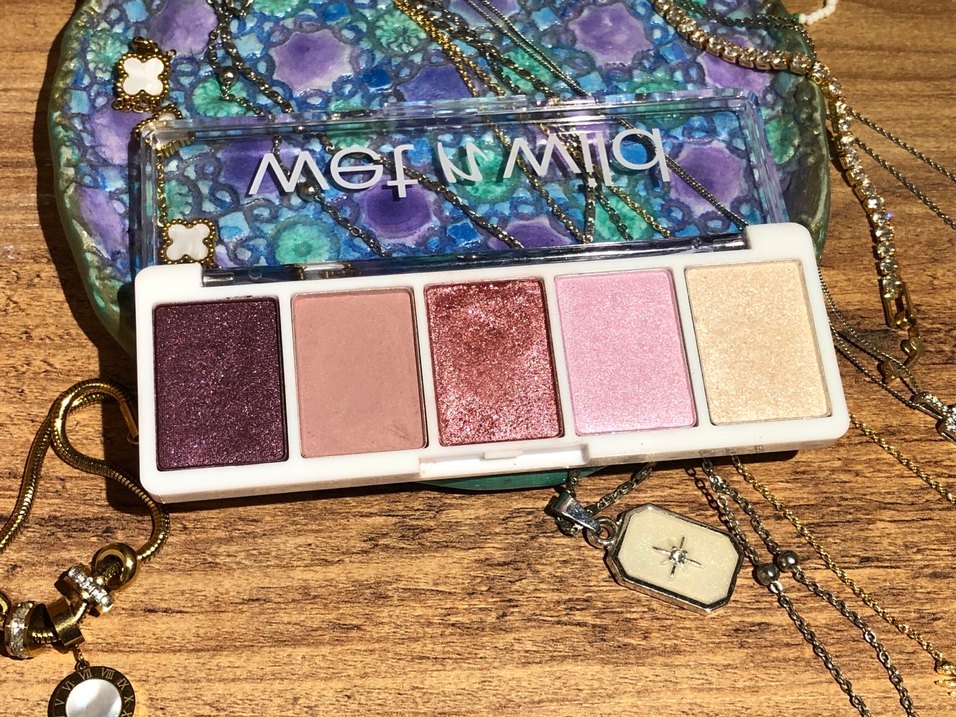 Wet n Wild Çok Renkli Far Paleti - Görsel 2