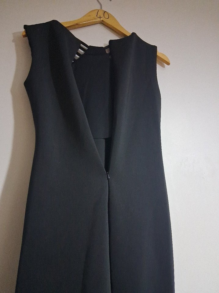 GOSSIP Siyah düz elbise 
gecenizi ve özel gününüzü kapatacak - Görsel 3