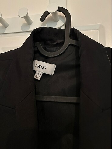 Twist Crop blazer