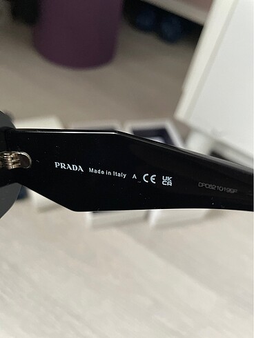 Beden siyah Renk Prada kadın güneş gözlüğü