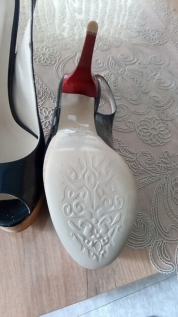 37 Beden siyah Renk Yeni ayakkabi
