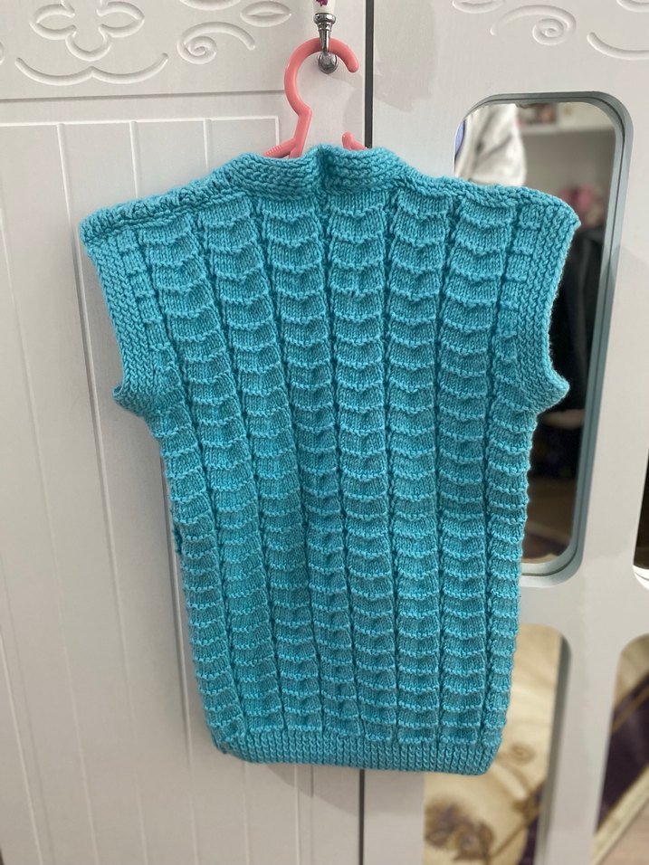 Mavi V Yaka Örgü Süveter - Görsel 2