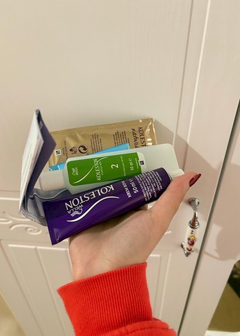 Koleston Naturals Saç Boyası 2/0 Siyah - Görsel 3