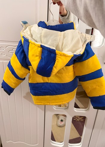 Kapüşonlu Sarı-Mavi Erkek Çocuk Mont - Görsel 4
