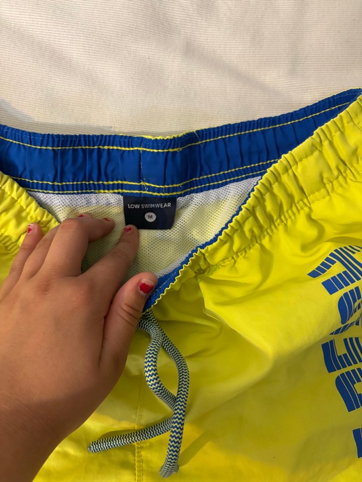 Sarı Baskılı Erkek Çocuk Mayo Şortu - Görsel 2