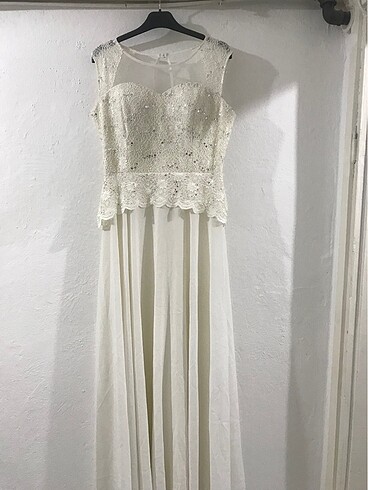 Nikah elbisesi gece elbisesi