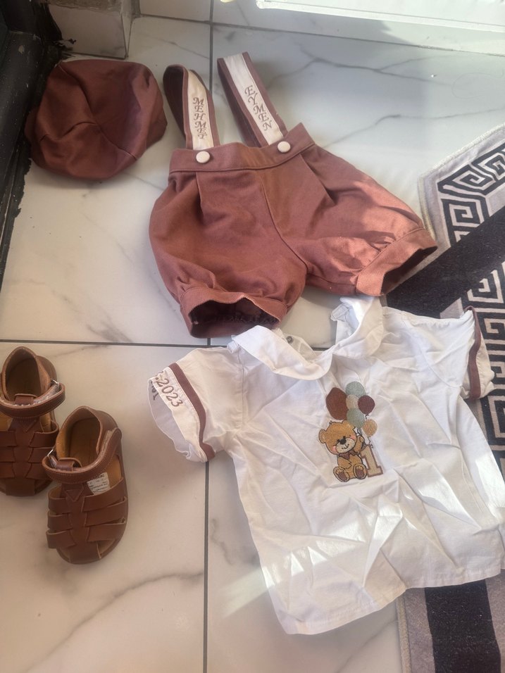 Kahverengi Süet Askılı Erkek Çocuk Tulum - Görsel 4