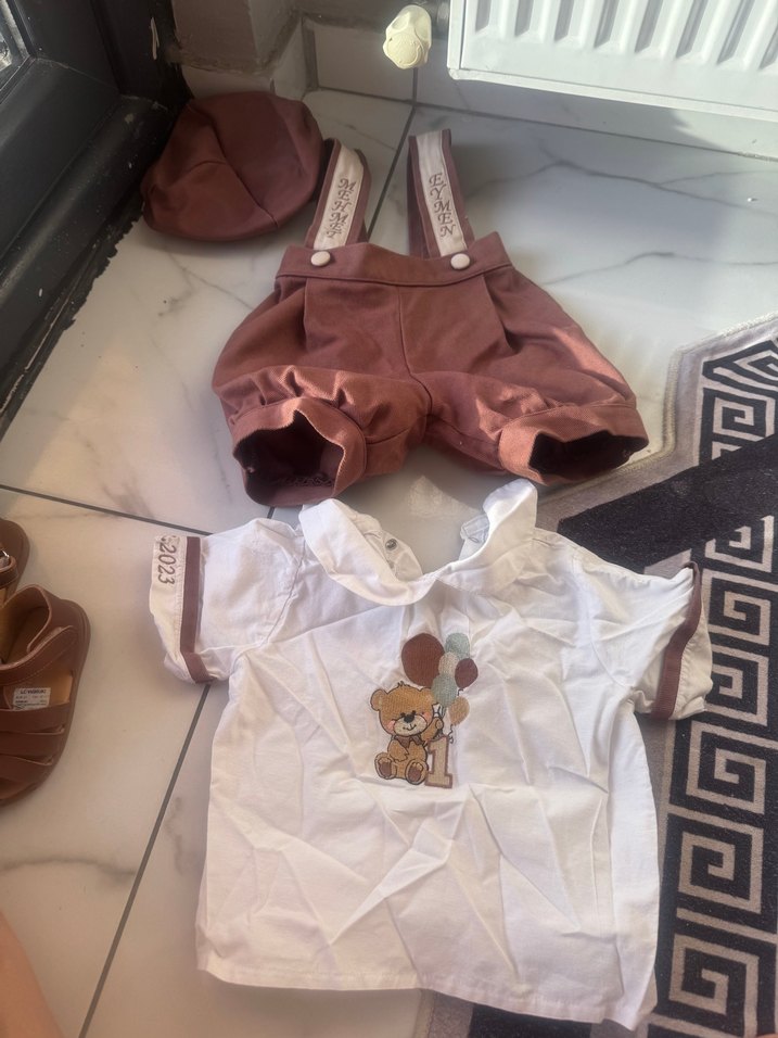 Kahverengi Süet Askılı Erkek Çocuk Tulum - Görsel 2