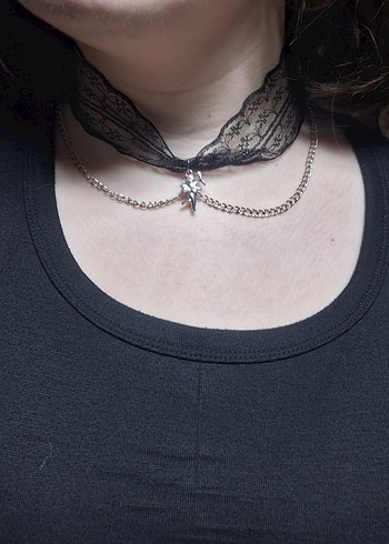 Zincir Detaylı Siyah Dantelli Gotik Midi Kolye - Görsel 4