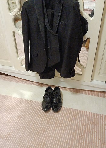 Siyah Erkek Takım Elbise, Kemer Detaylı, Klasik Kesim - Görsel 2