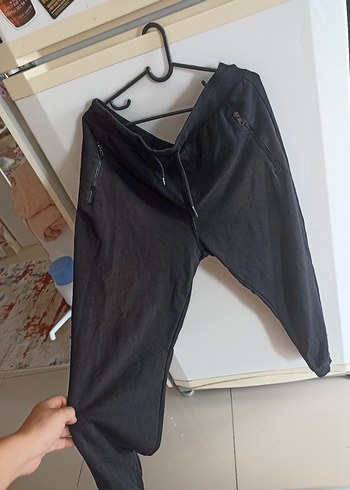 Erkek LC Waikiki Fermuarlı Siyah Eşofman Altı - Görsel 2