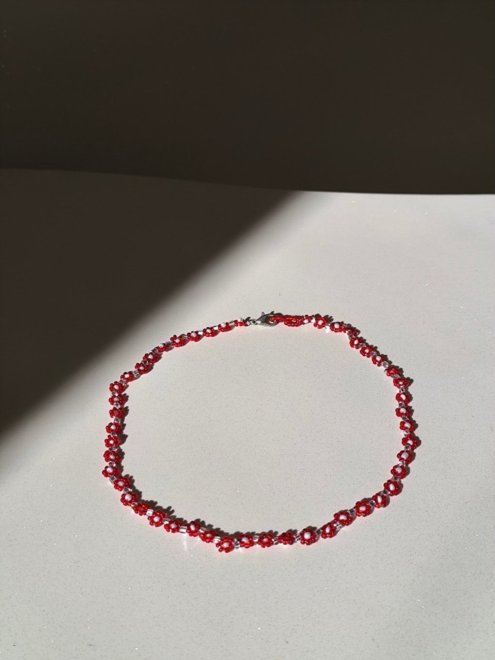 Nakış İşlemeli Kırmızı Boncuklu Kadın Kolye - Görsel 2