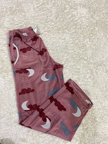 Pembe pijama altı
